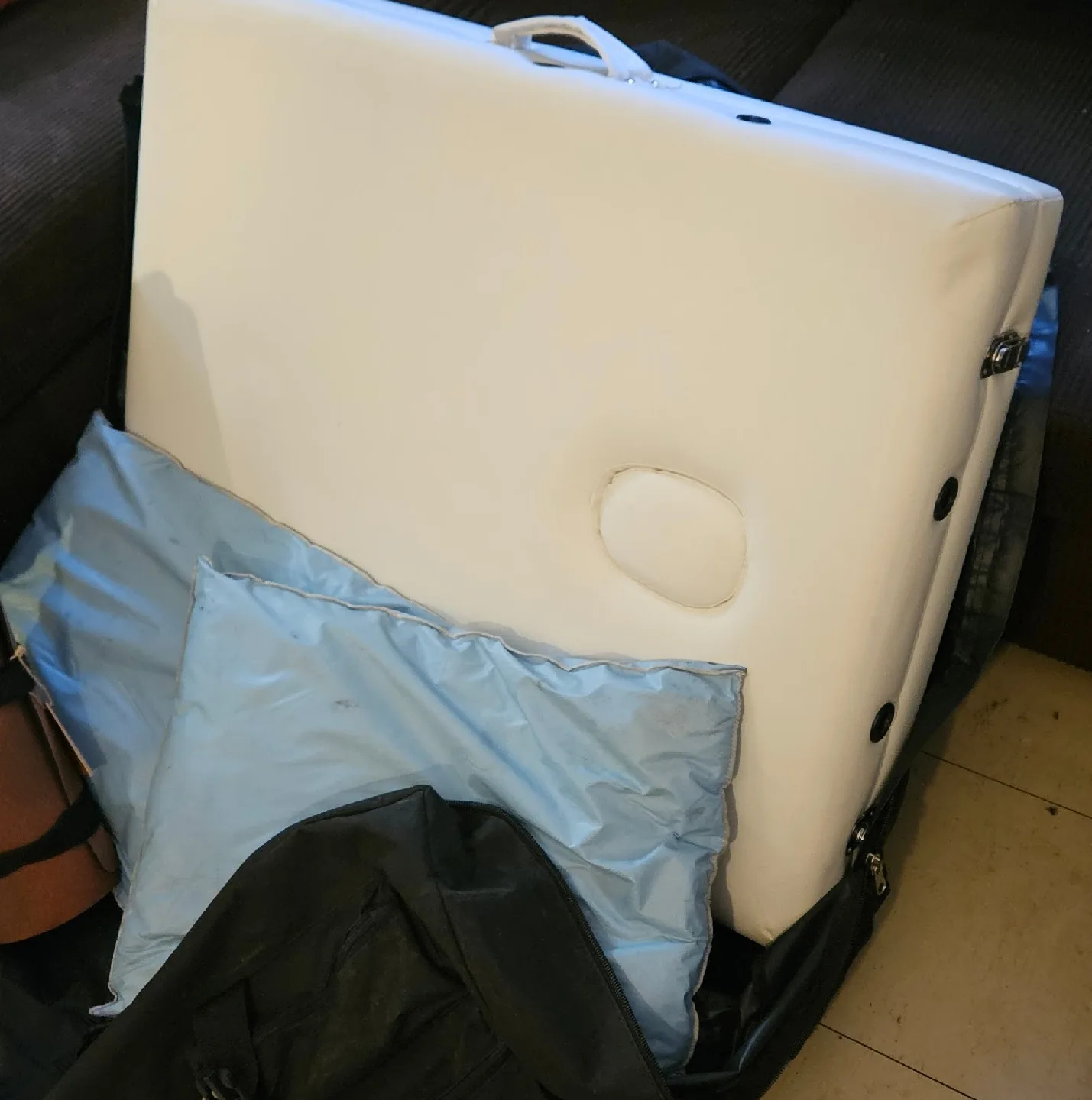 Master Massage Equipment Portable Massage Table image indicator(6)