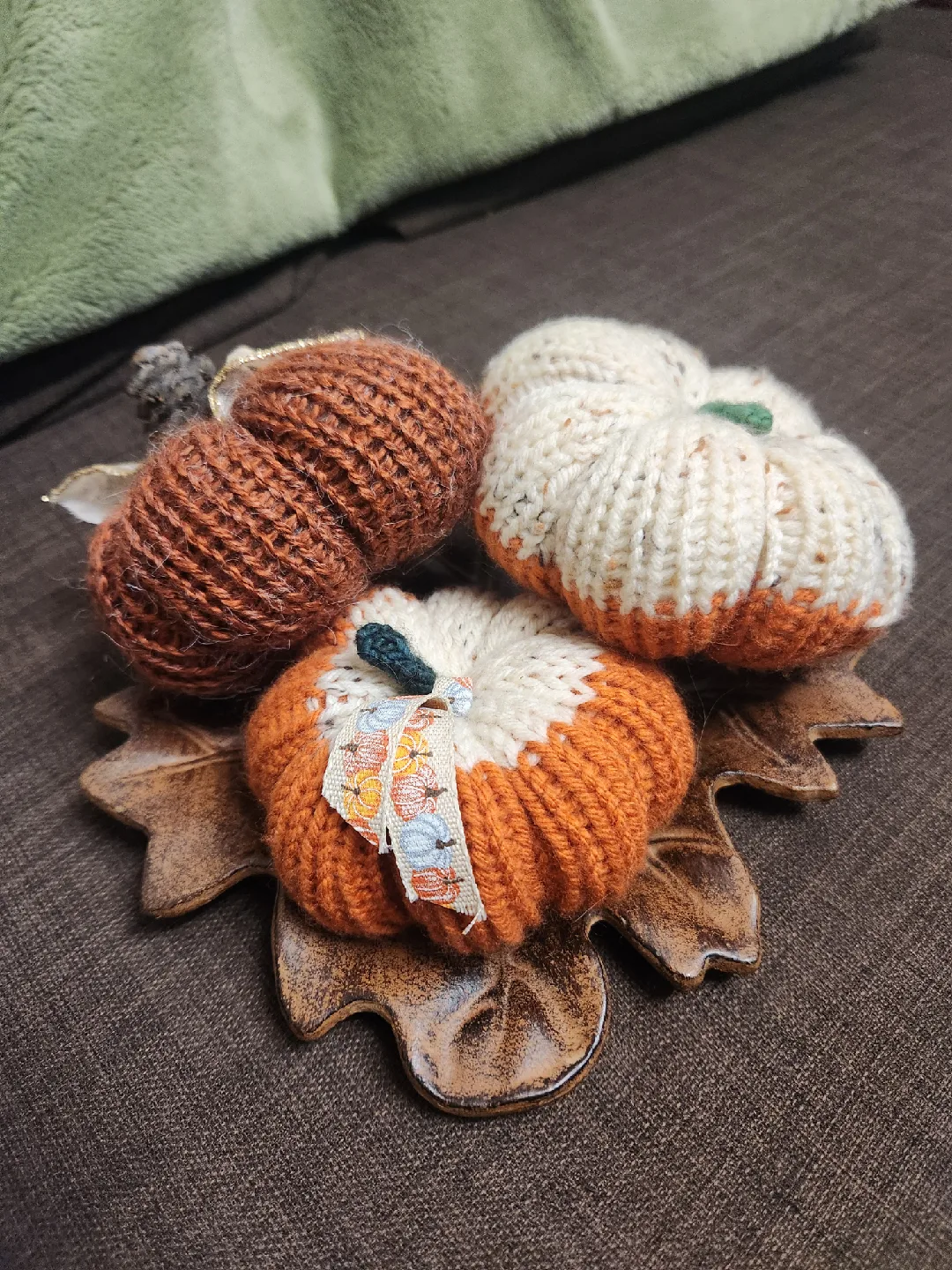 Set of 3 Knitted Pumpkins