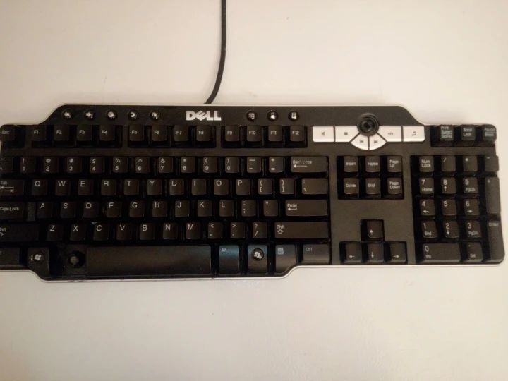 🥕Dell Wired Keyboard - Black