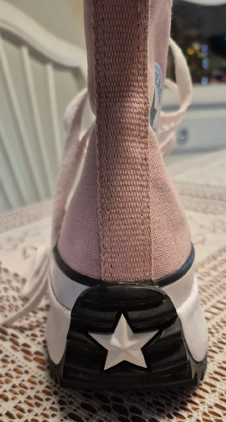 CONVERSE Run Star Hike Platform High Top image indicator(2)