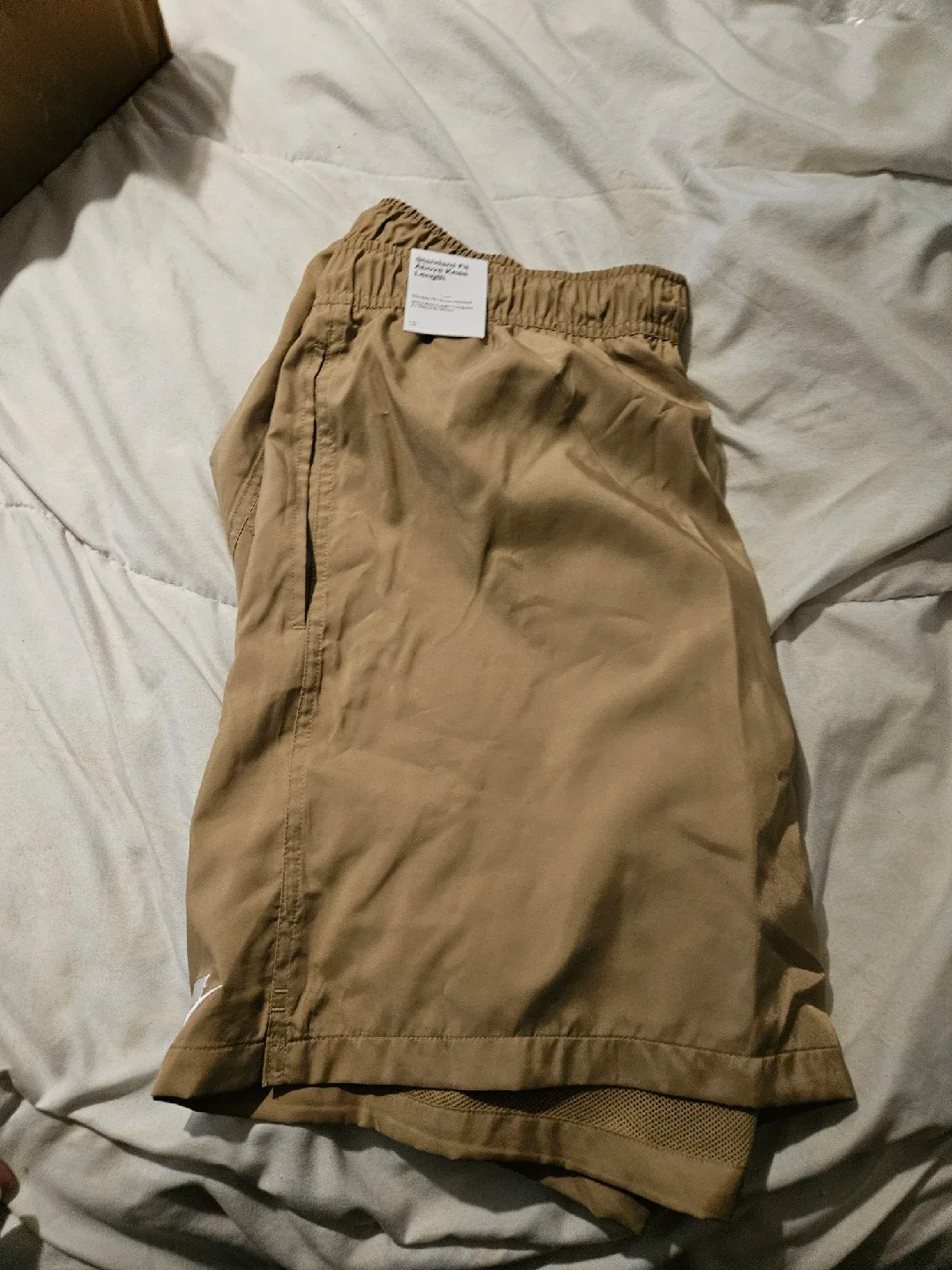 New Nike Standard Fit Above Knee Length Shorts image indicator(3)