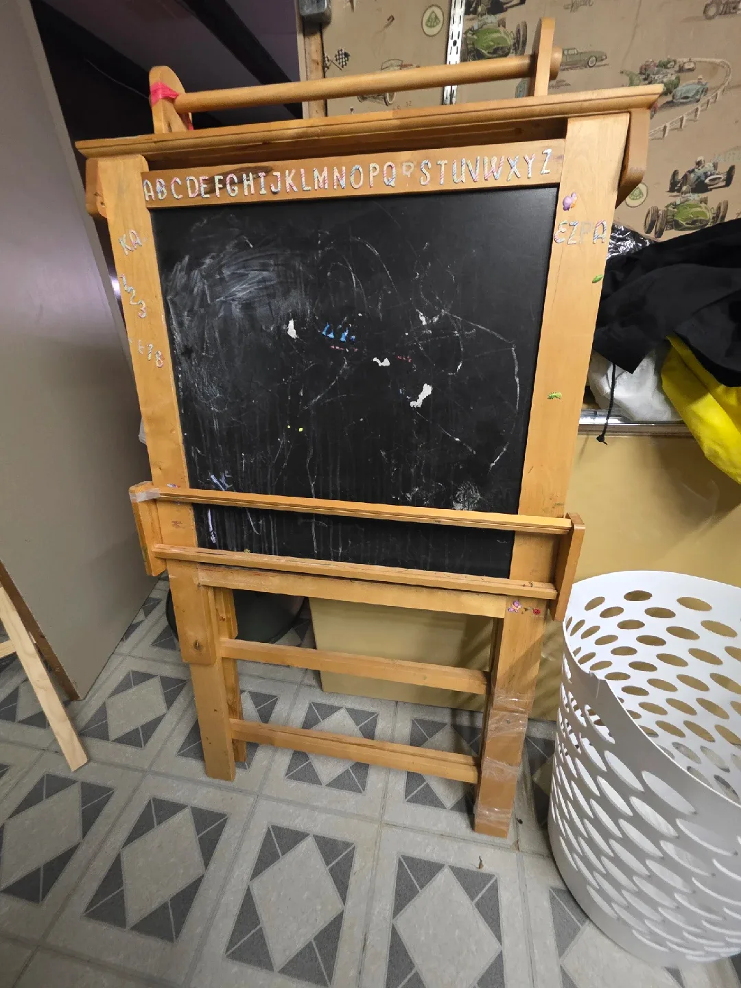 Kids Wooden Easel with Chalkboard thumbnail