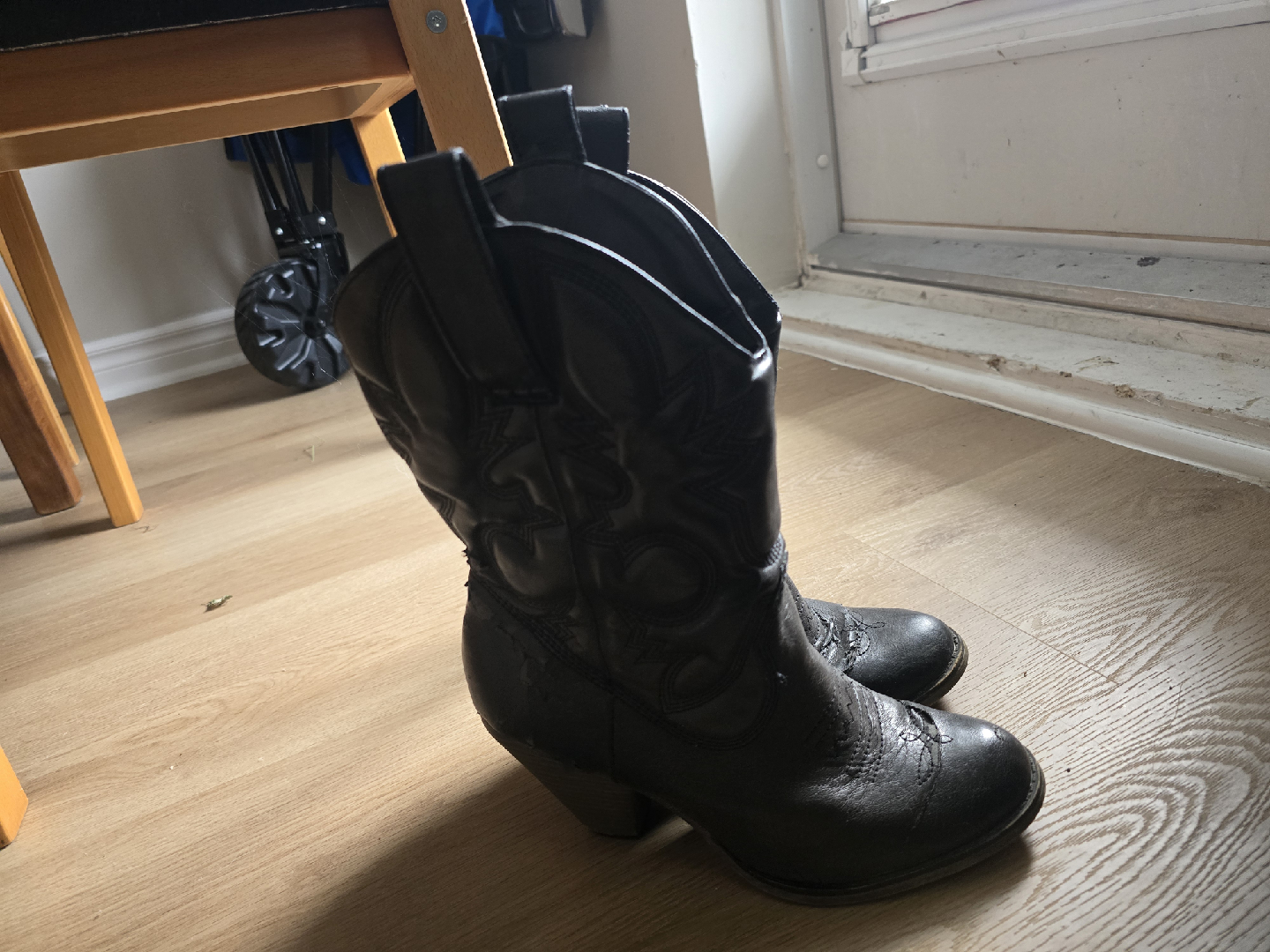 Cowboy Boots - Black - photo 2
