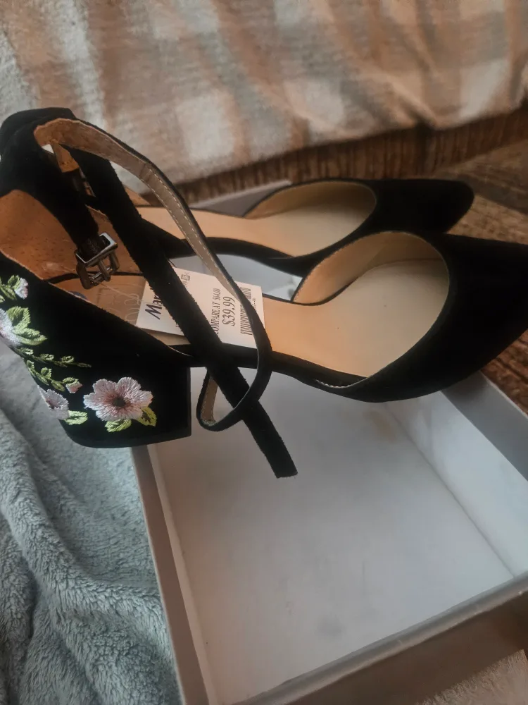 Franco Sarto Genuine Suede  Box Heel Dress  Shoes. image indicator(2)