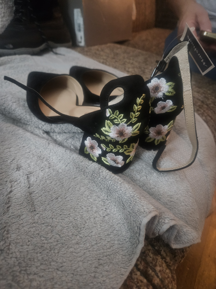 Franco Sarto Genuine Suede  Box Heel Dress  Shoes. - photo 5