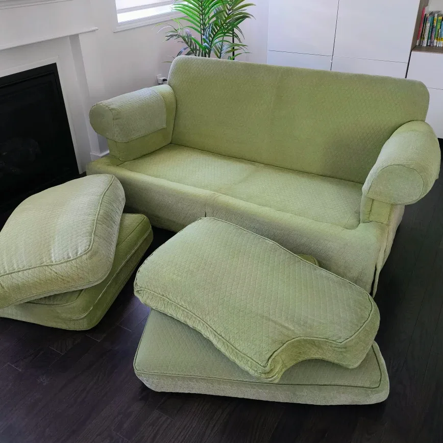 Comfortable 3-Seater Sofa – Excellent Condition image indicator(5)