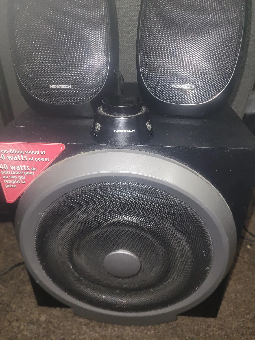 Nexxtech Deluxe 2.1 Multimedia Speaker System image indicator(2)