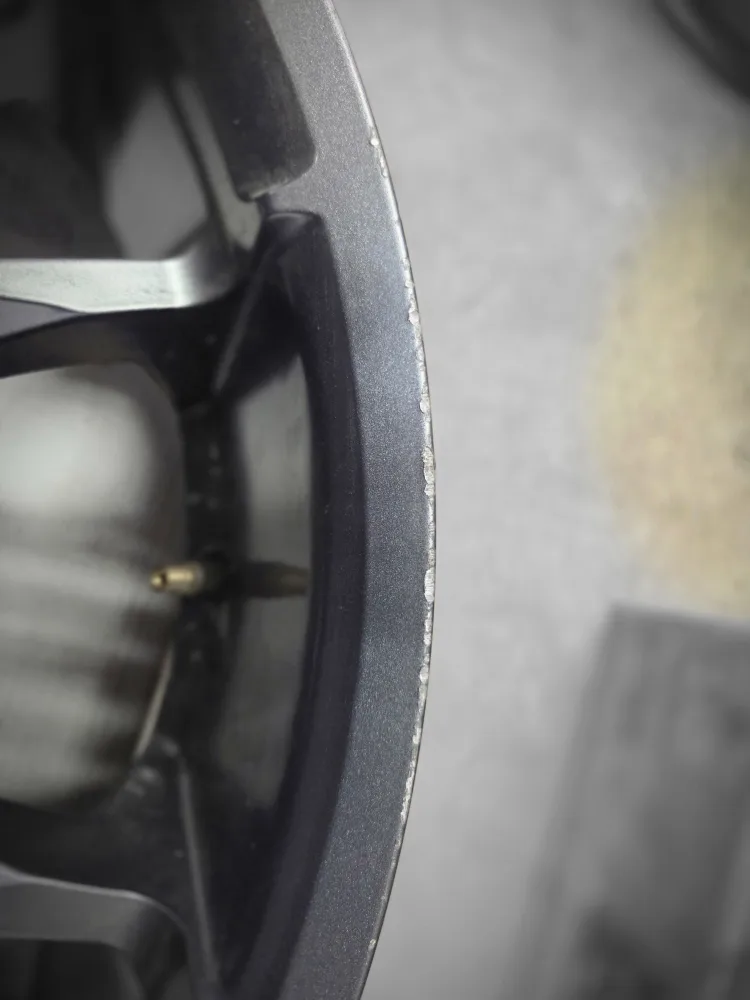 Set of 4 alloy wheels, 20 inch image indicator(2)