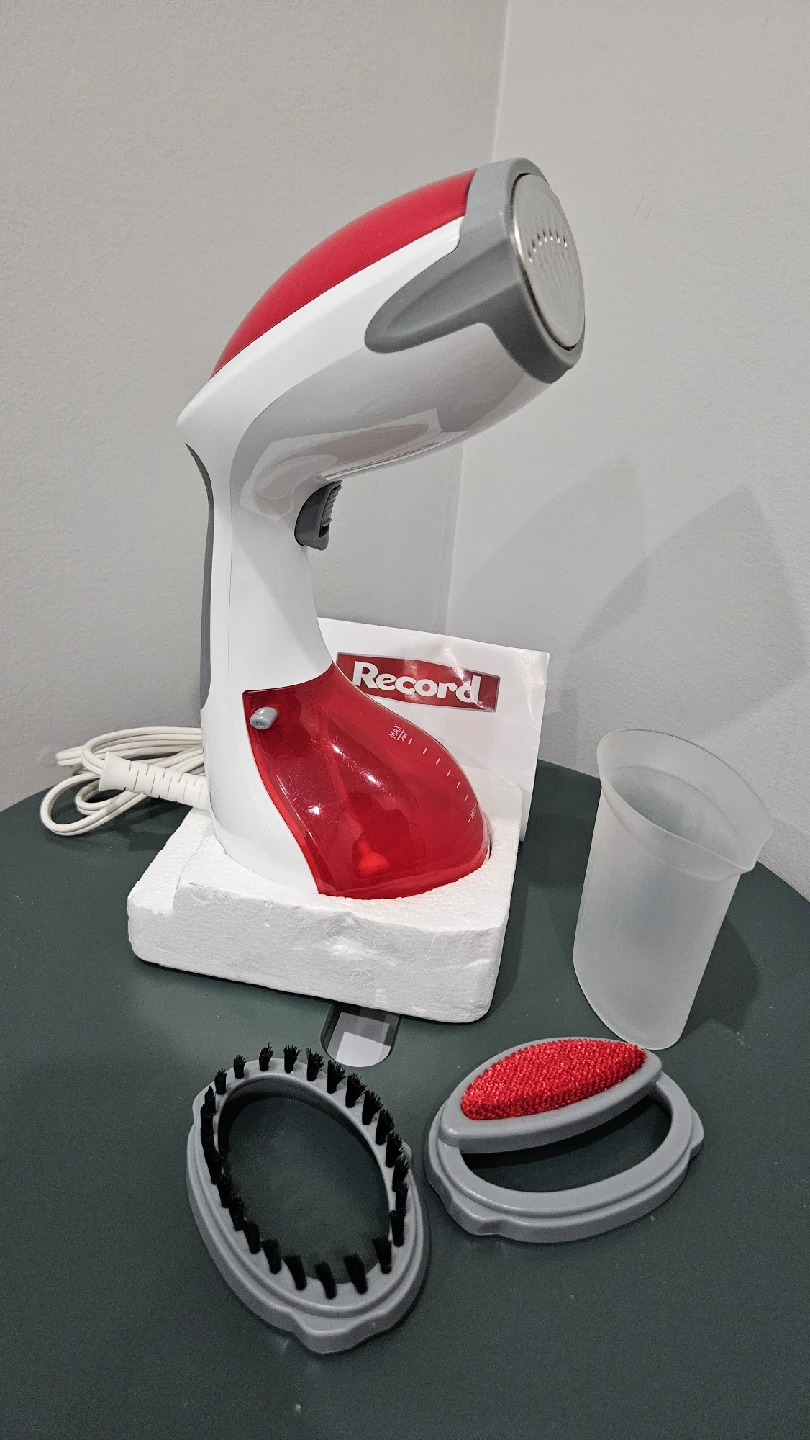 Record Handheld Garment Steamer - photo 3