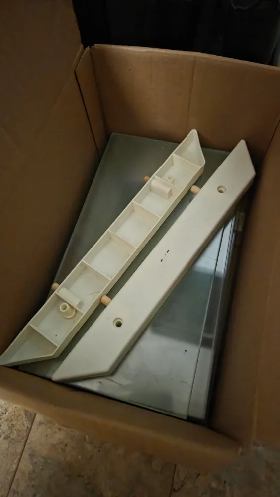 Display Cabinets - Dark Brown (mount on wall) image indicator(4)