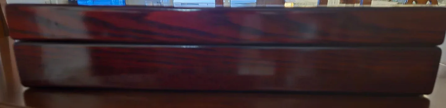 New 65pc. Splendide Quality 18/10 Cutlery in Cherry Case image indicator(7)