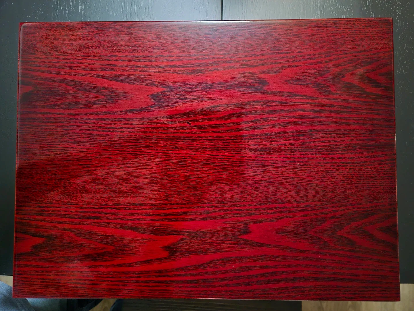 New 65pc. Splendide Quality 18/10 Cutlery in Cherry Case image indicator(9)