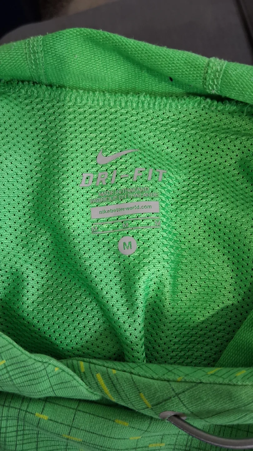 Nike Dri-FIT Green Hoodie - Size Medium image indicator(5)