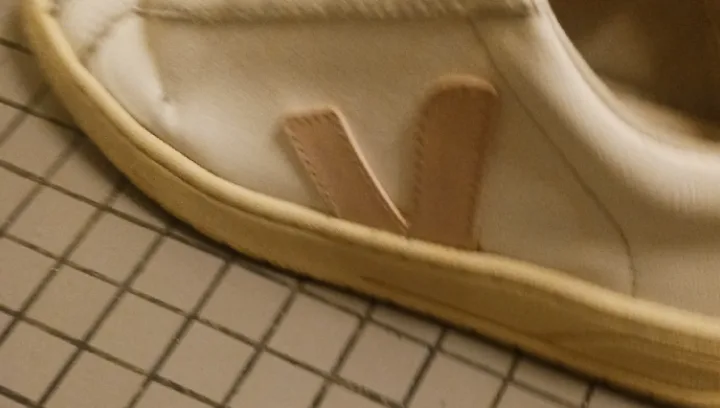 Veja Sneakers image indicator(4)