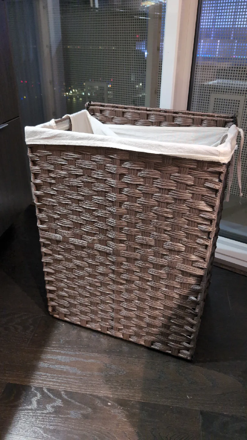 Woven Laundry Hamper with Liner image indicator(3)