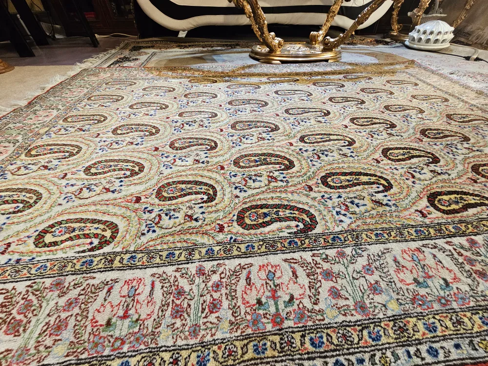 Antique hand knoted Persian Rug all wool image indicator(8)