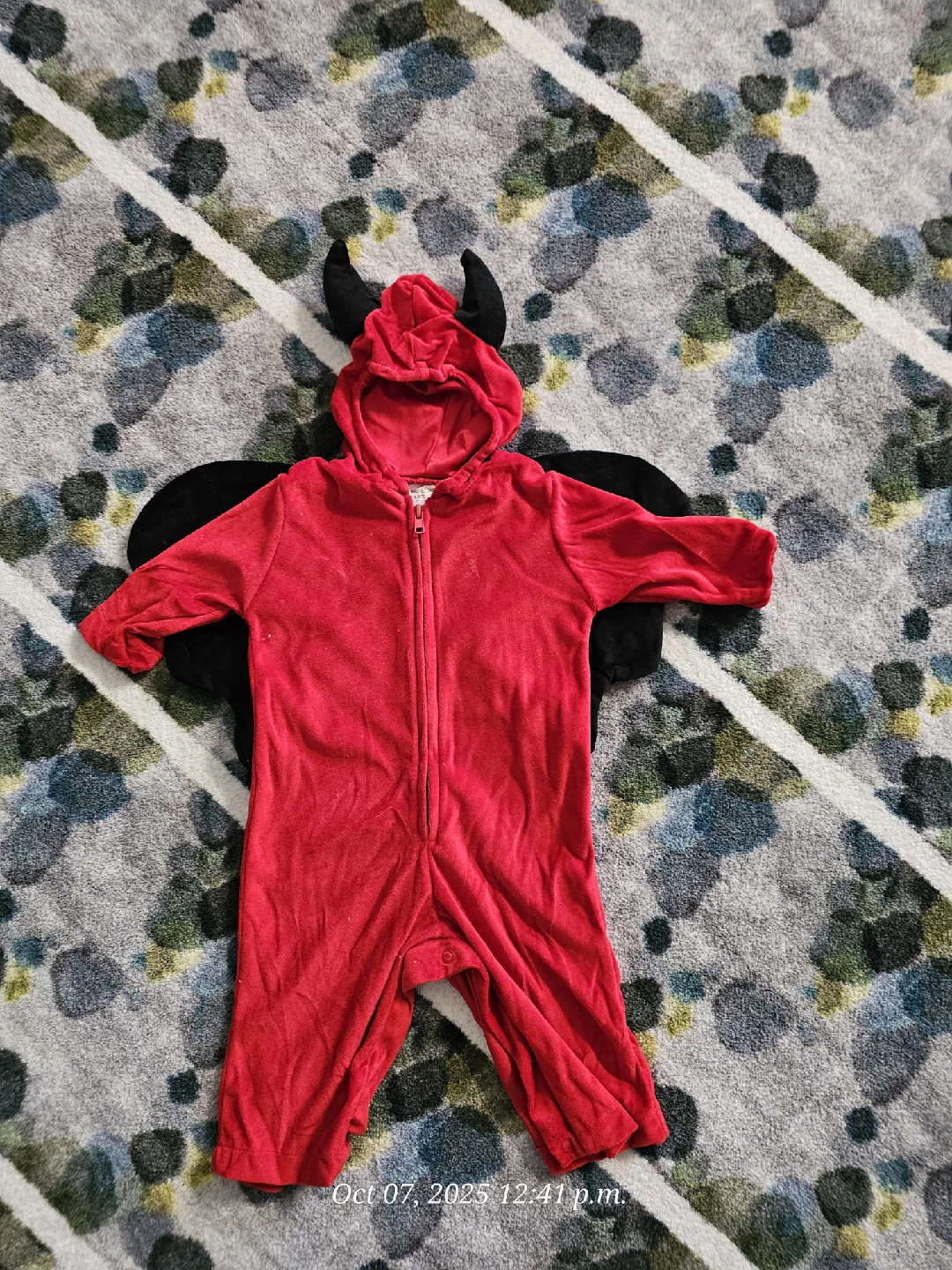 Spirit Lil' Devil Infant Costume (18-24 Months) - photo 2
