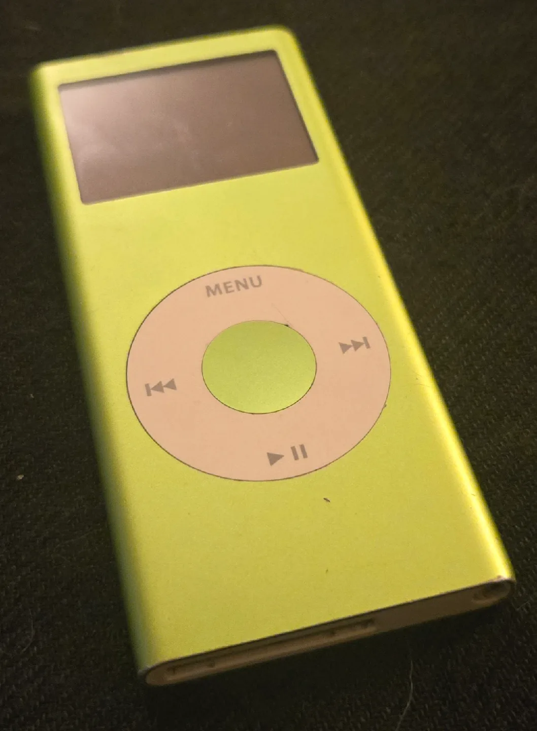 Apple iPod Nano - 2nd gen (2006) - 8gb - green image indicator(3)