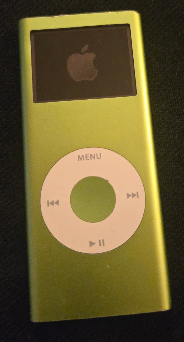 Apple iPod Nano - 2nd gen (2006) - 8gb - green image indicator(5)