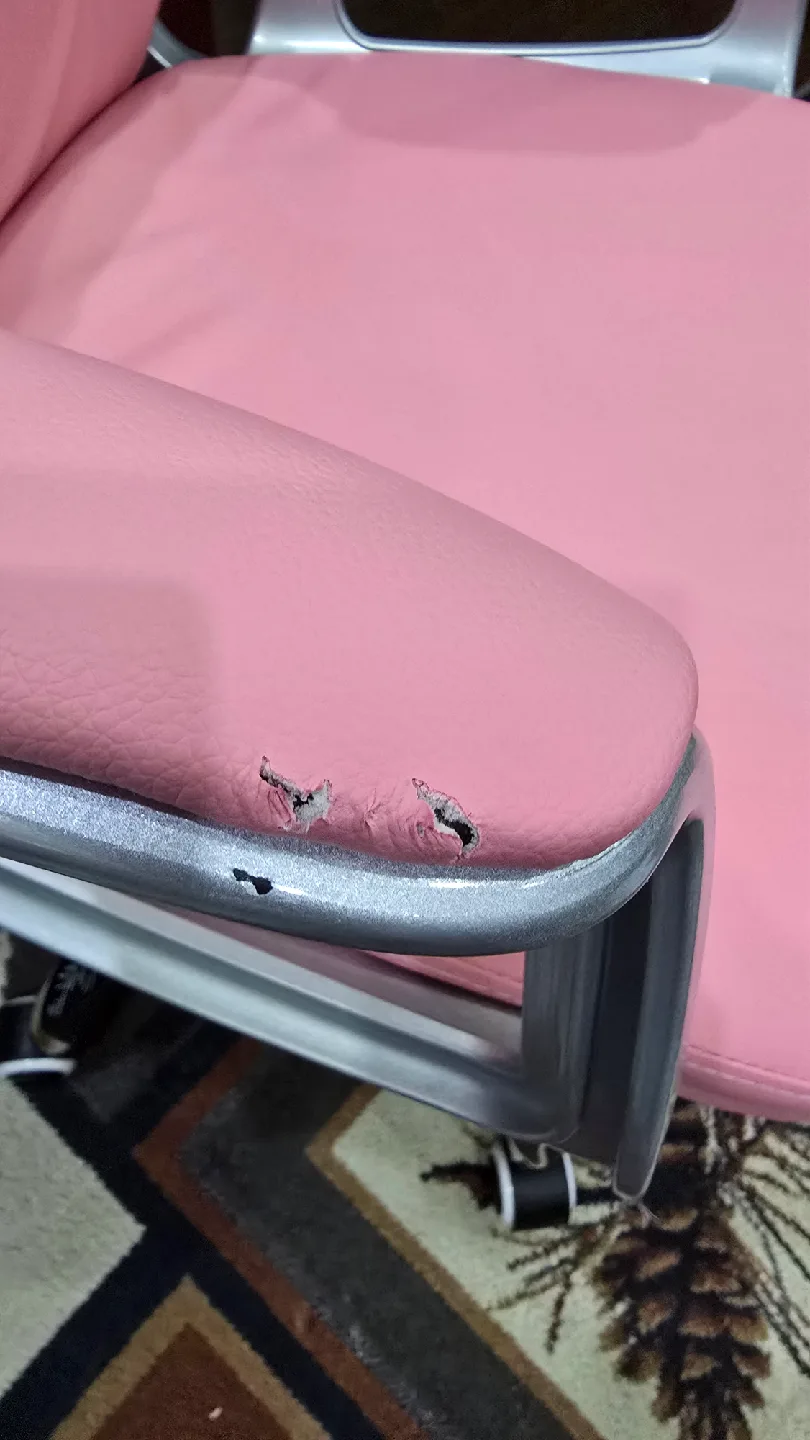Pink Tufted Swivel Office Chair image indicator(3)