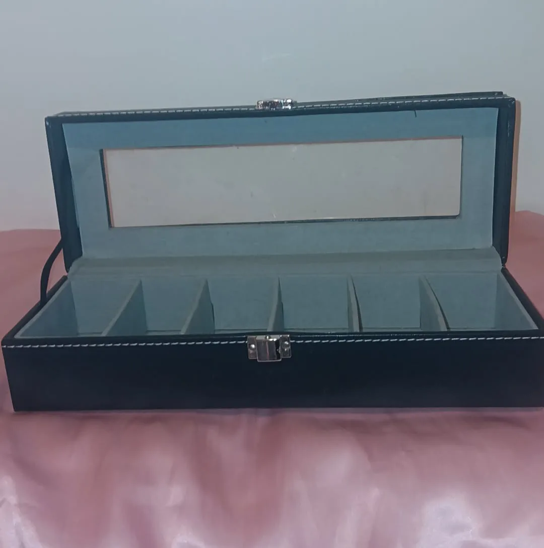 Black Leather 5 Slot Jewelry Box image indicator(3)
