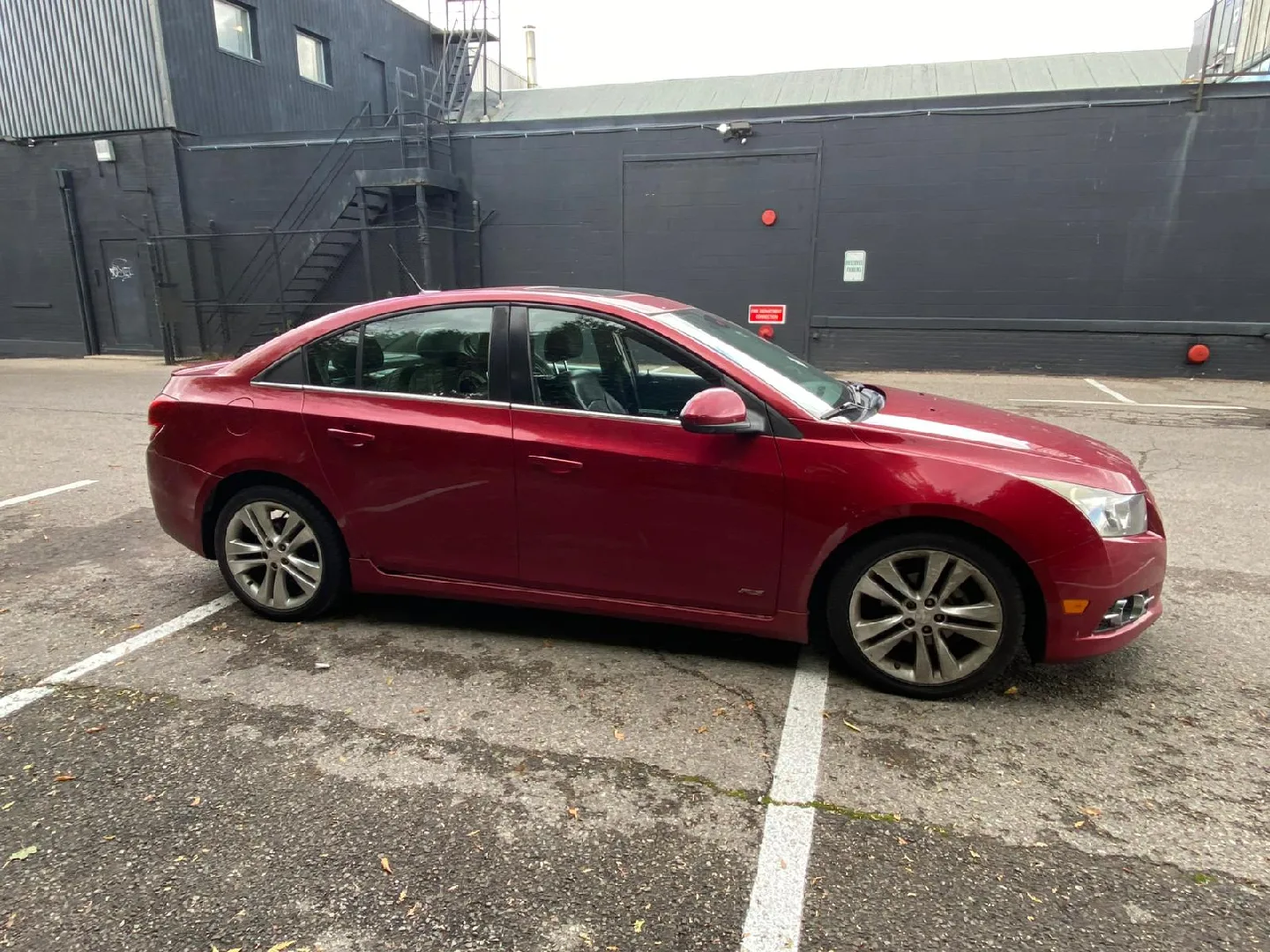 Chevrolet Cruze RS- Fully loaded 2013 Available image indicator(3)
