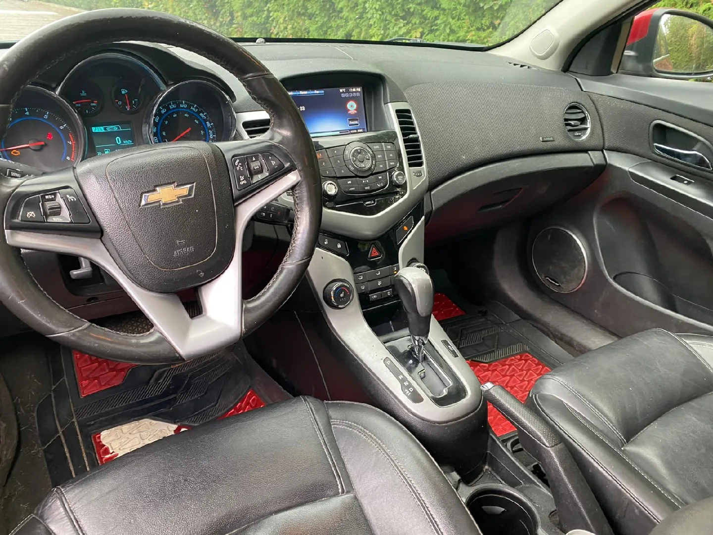 Chevrolet Cruze RS- Fully loaded 2013 Available image indicator(5)