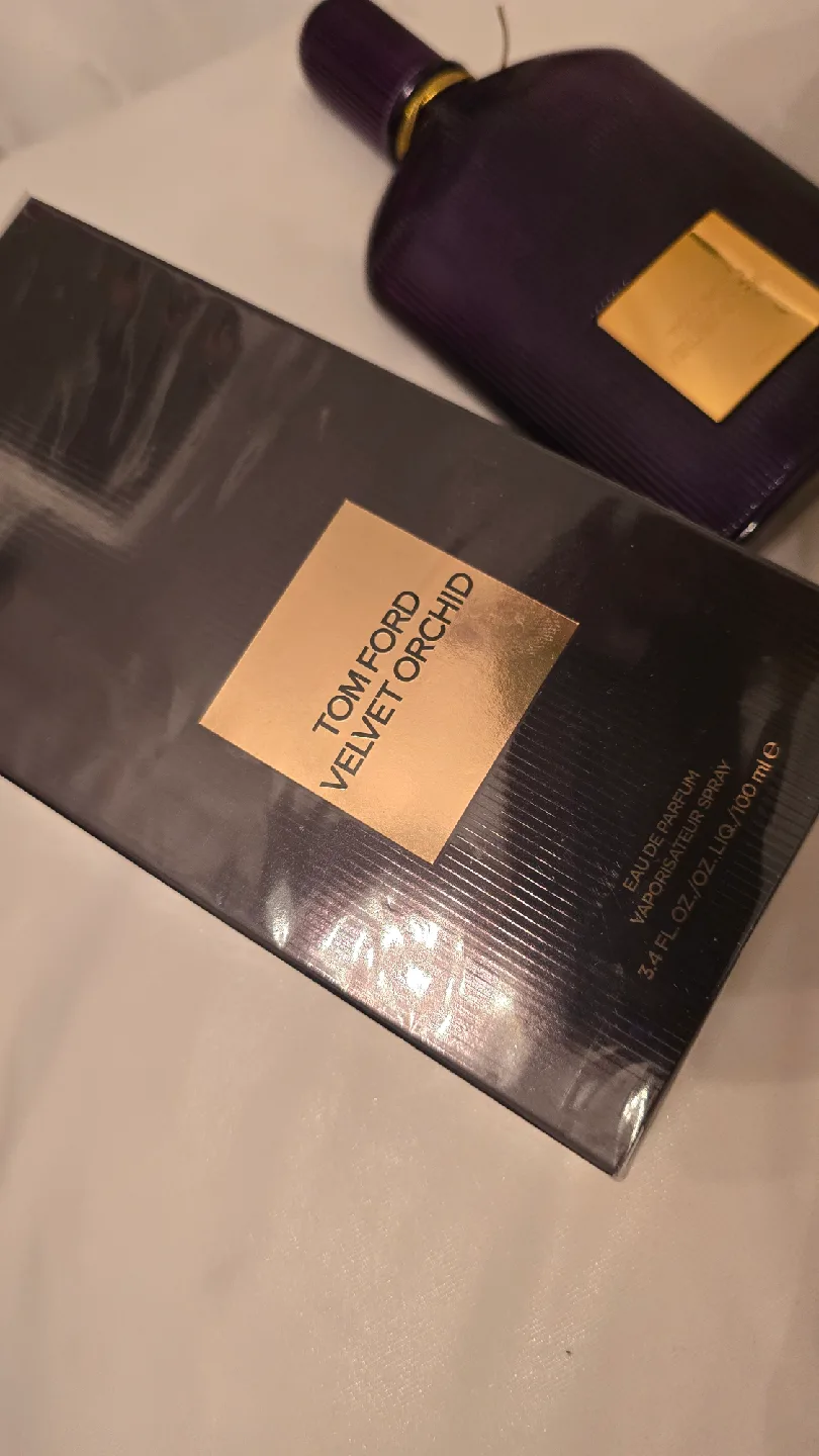Tom Ford Velvet Orchid 50ml in 100ml bottle Eau de Parfum image indicator(3)