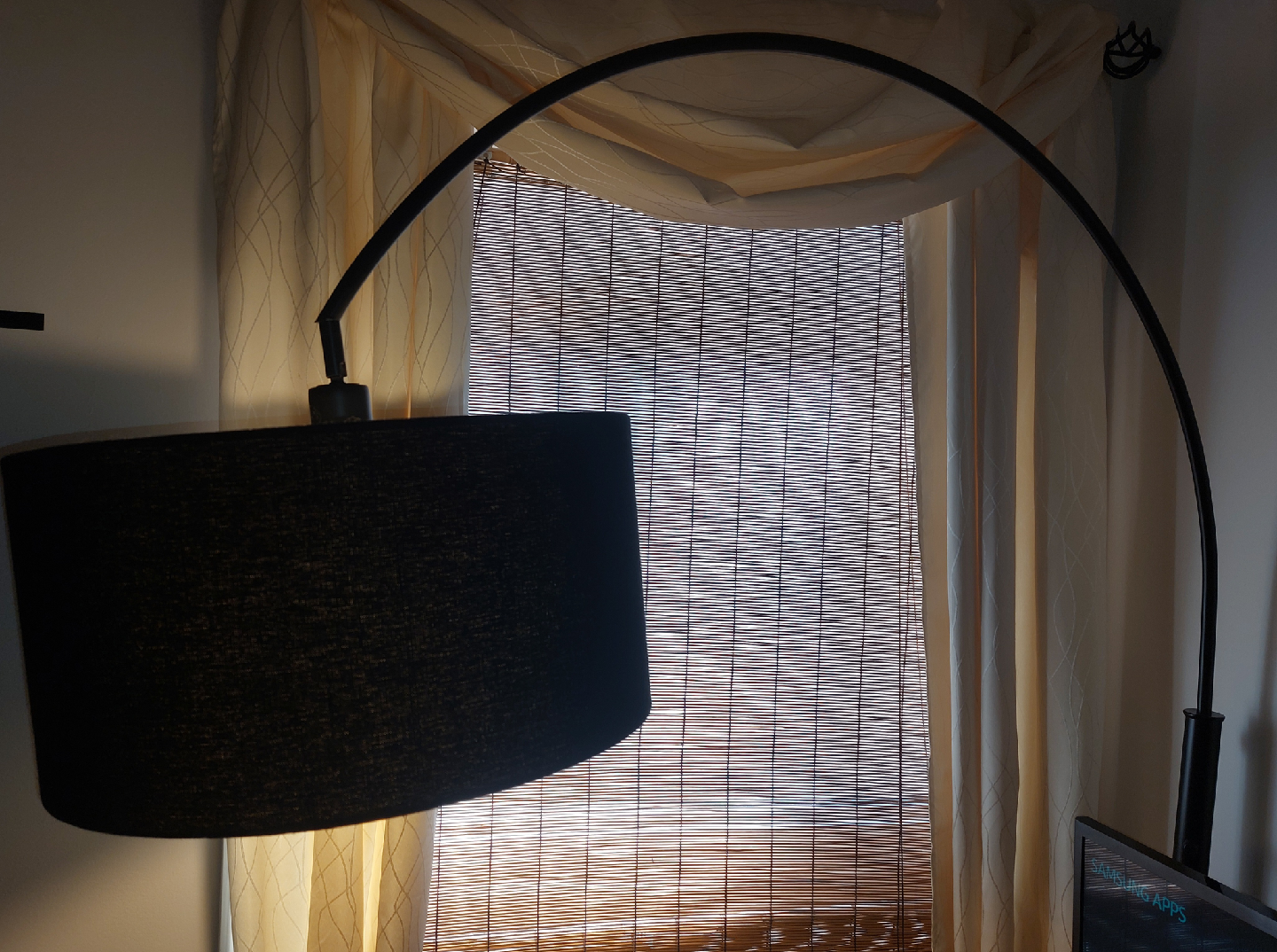 Black Arc Floor Lamp - photo 2