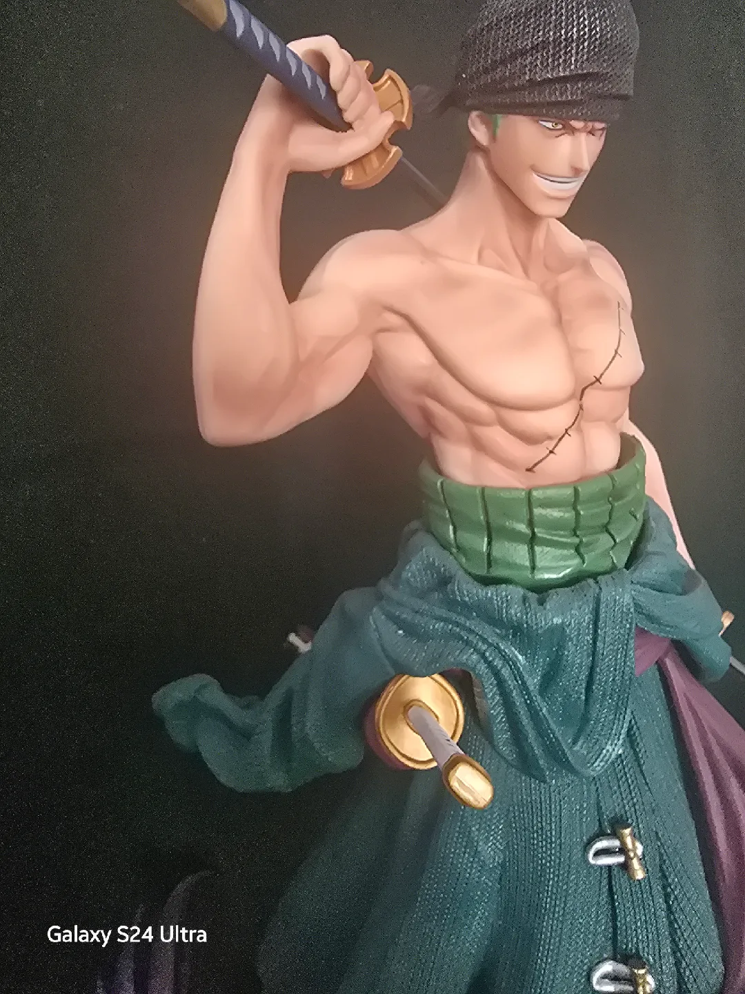 One Piece Roronoa Zoro Figurine 7.9inch image indicator(2)