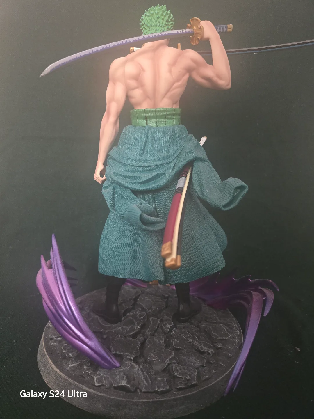One Piece Roronoa Zoro Figurine 7.9inch image indicator(9)