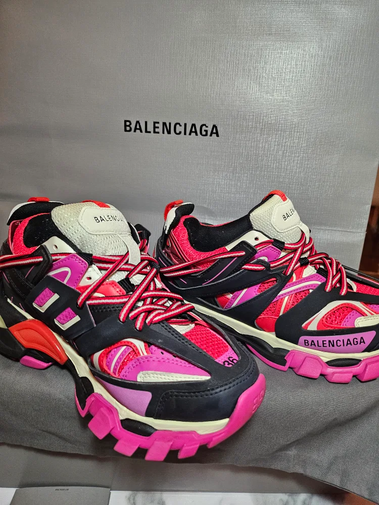 Balenciaga Track Sneakers Size 36 image indicator(2)