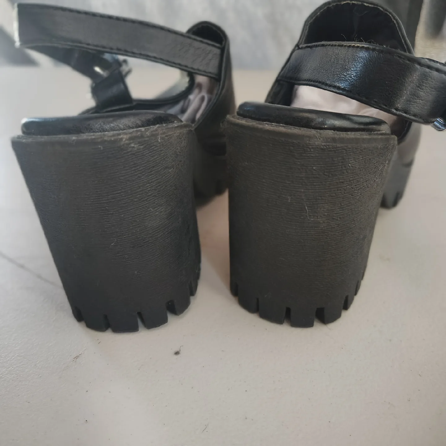 Top Moda Black Heeled Sandals - Size 7 image indicator(7)