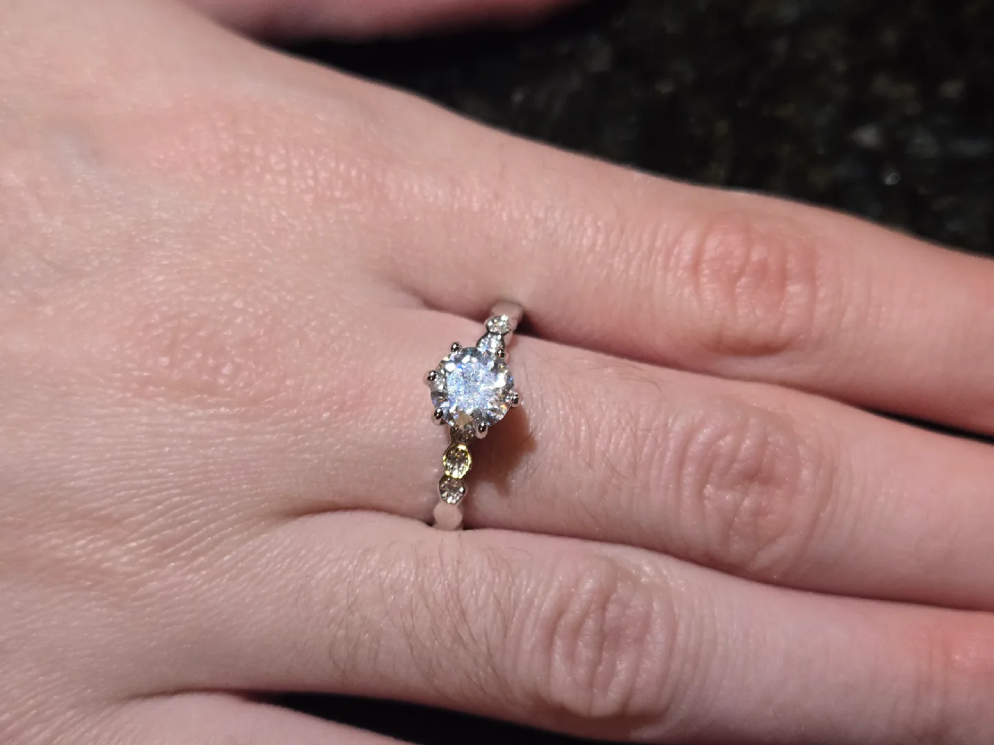 Sterling Silver GRA Moissanite Ring 1.0 CT size 9 image indicator(3)