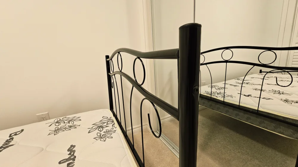 Bamboo Mattress & Black Metal Bed Frame image indicator(4)