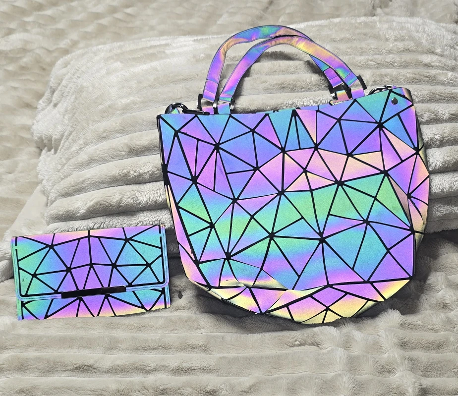 Geometric Reflective Tote Bag + Wallet - photo 5