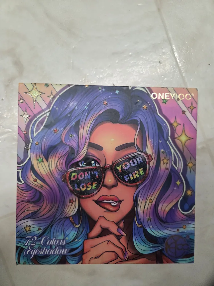 Eyeshadow Palette image indicator(2)