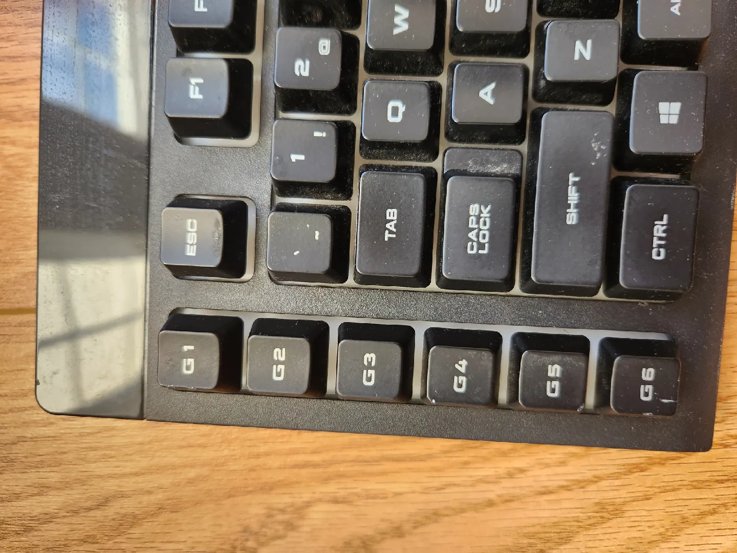 Corsair Gaming K55 RGB Keyboard image indicator(4)