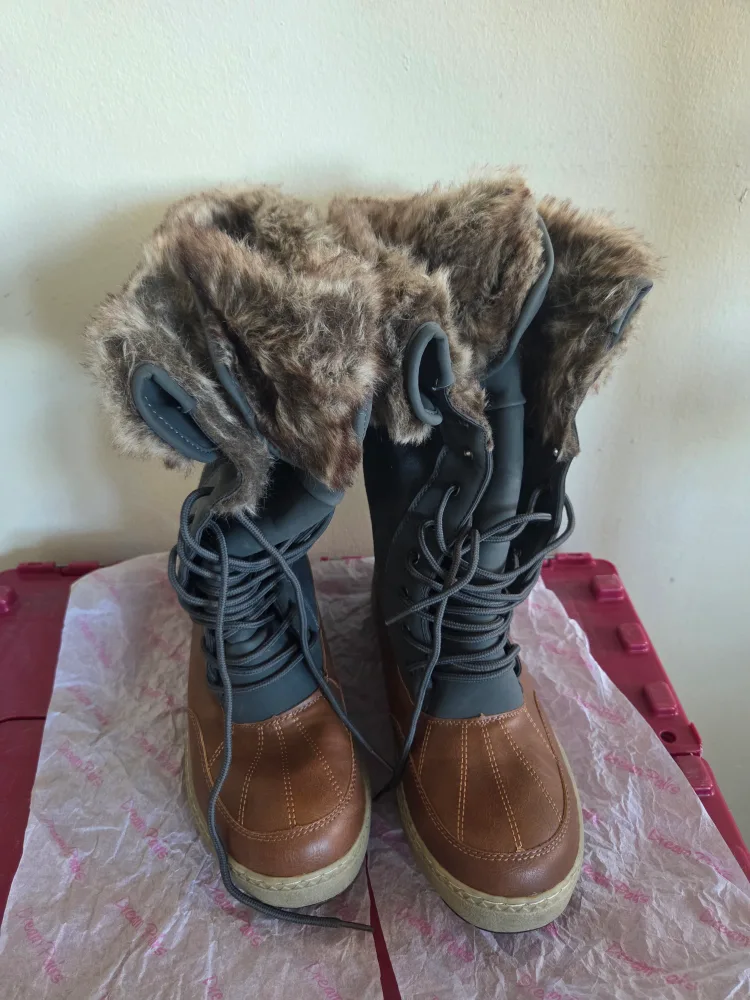 Arctic Trail Winter Boots, Brown & Grey size 12 image indicator(3)