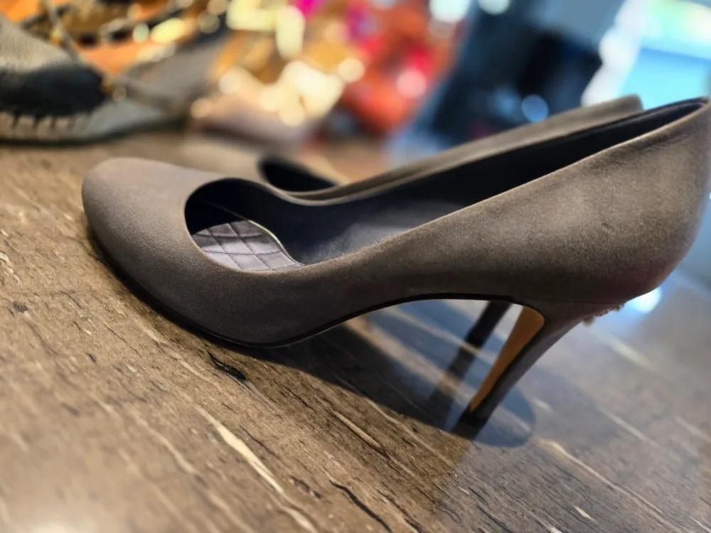 Chanel Grey Suede Heels - Size 41.5 image indicator(3)