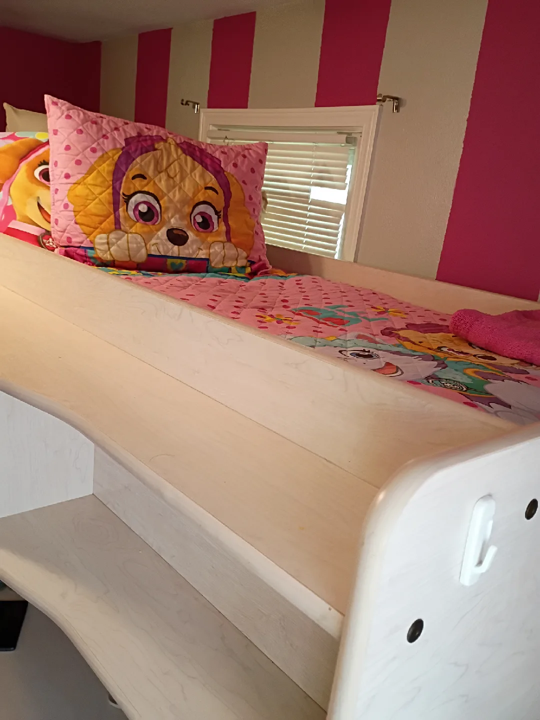 Bunk Bed with Desk and Storage image indicator(2)