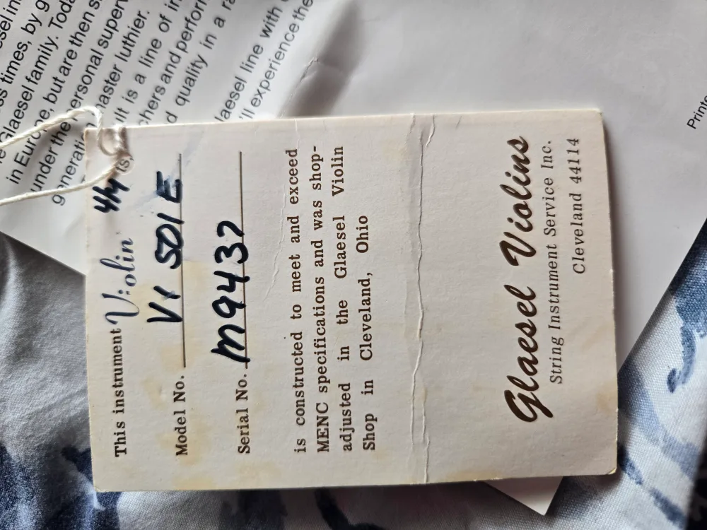 Glaesel Violin 4/4 with Case image indicator(4)