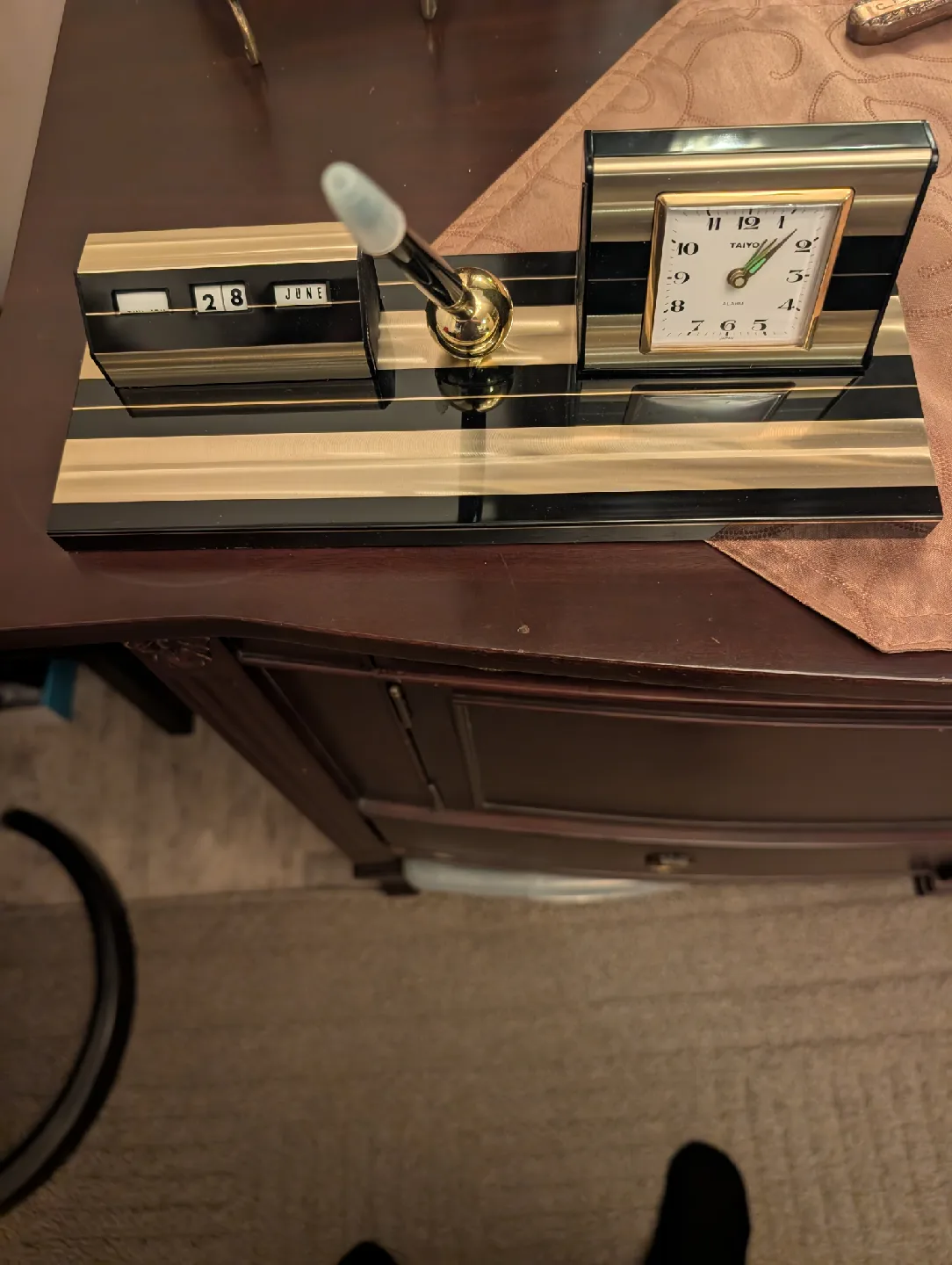 Vintage drum desk and retro Taiyo Desk Clock & Calendar image indicator(2)