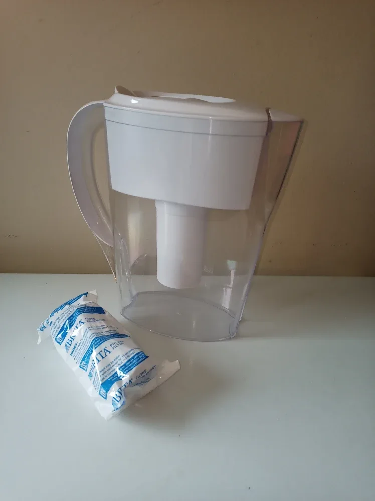 LikeNew~ Brita Pitcher+New Filter thumbnail