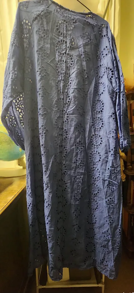 eyelet dress image indicator(2)