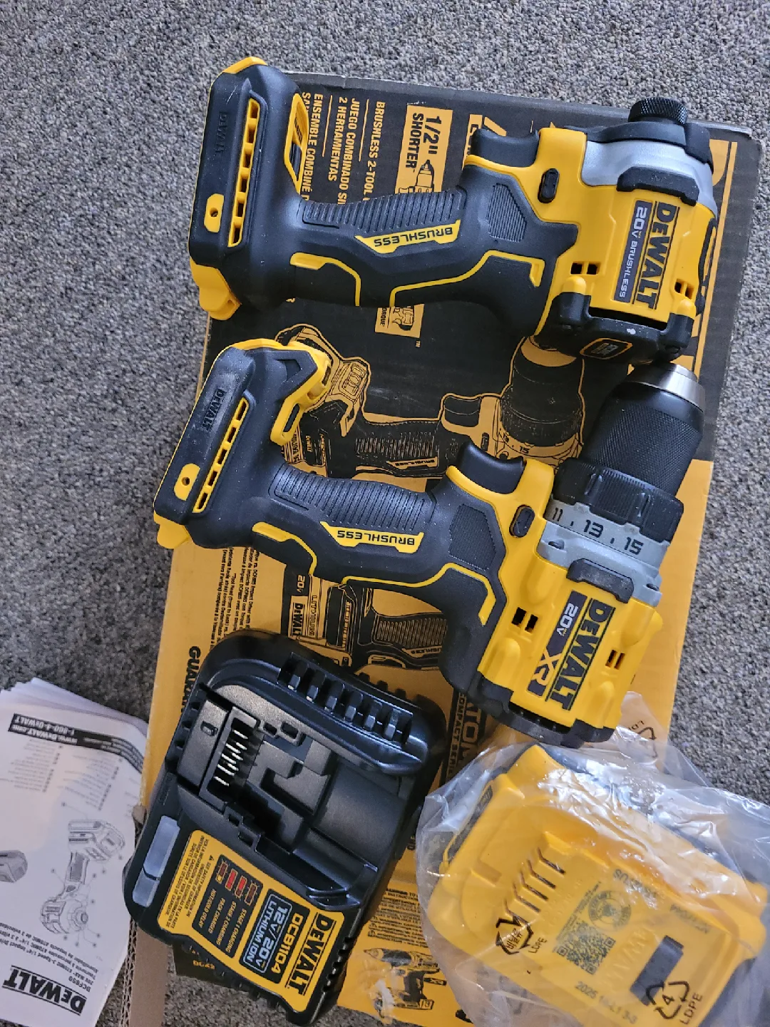 DeWalt Atomic 20V MAX XR Brushless 2-Tool Combo Kit image indicator(3)