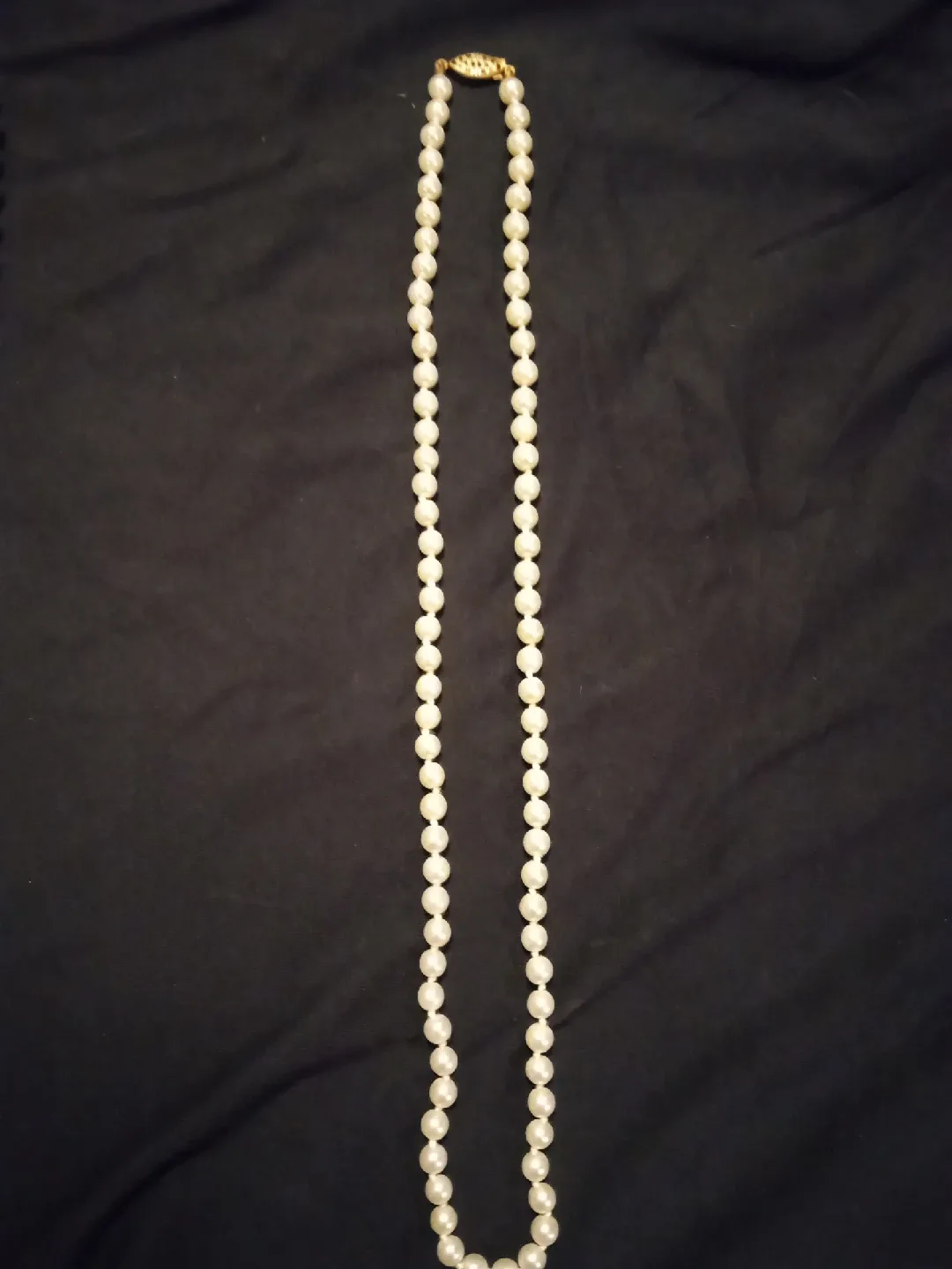 Pearl Necklace x 2 image indicator(3)