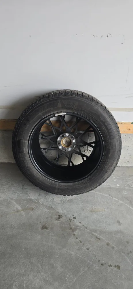 Michelin X-Ice Snow Tires on Black Rims - Set of 4 image indicator(4)