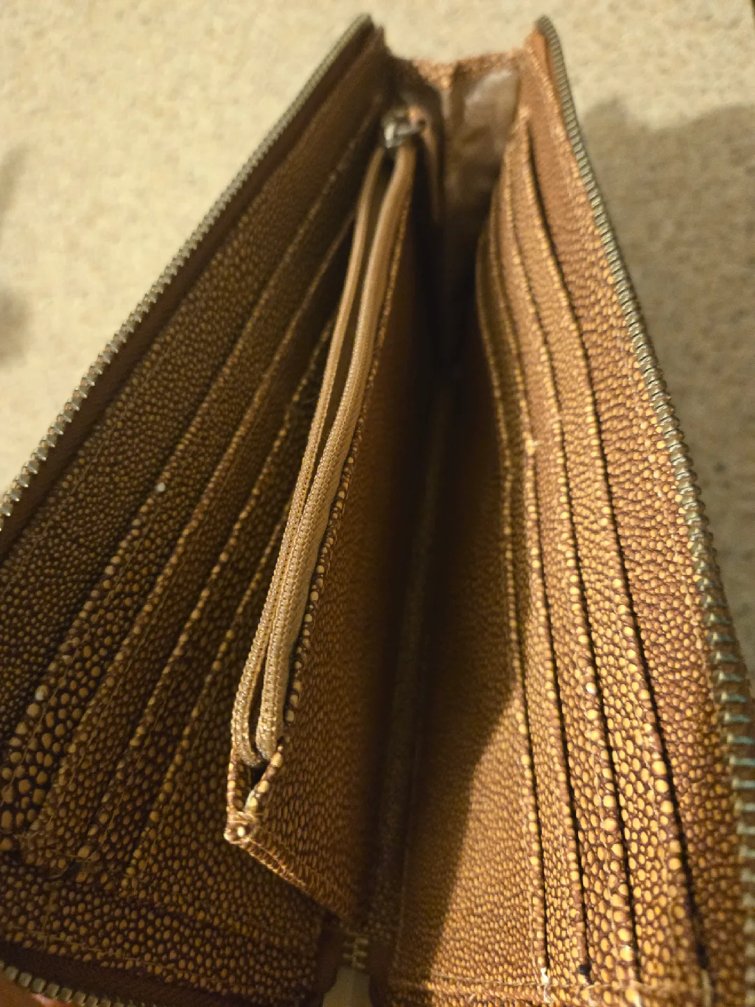 Ladies Wallet image indicator(2)