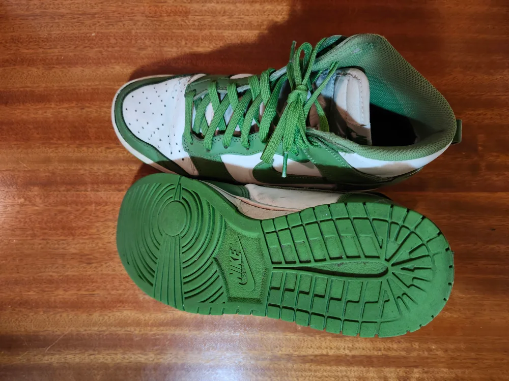 Nike Dunk High Olive Green & White - Size 10 US thumbnail